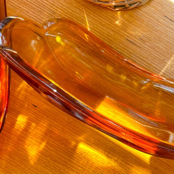 Amber Indiana Glass Banana Split Boats - Picture 7 of 12